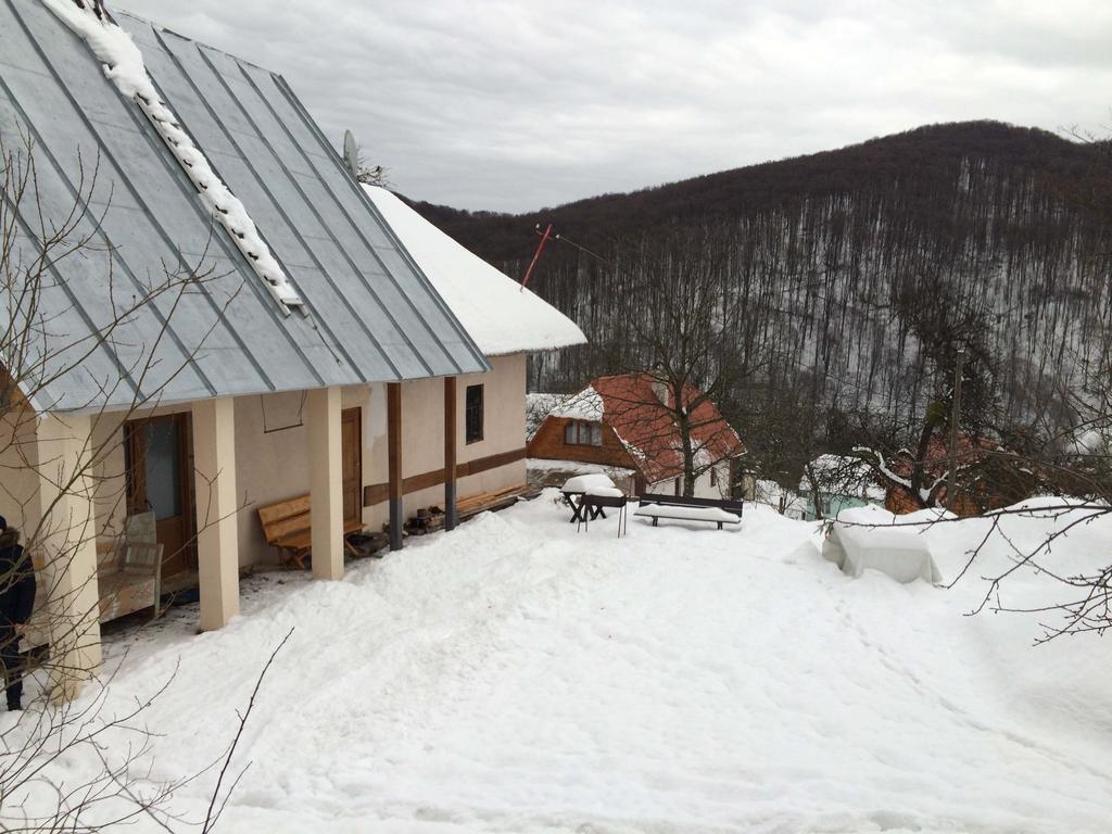 У Сергія Casa de hóspedes Lumshory Exterior foto
